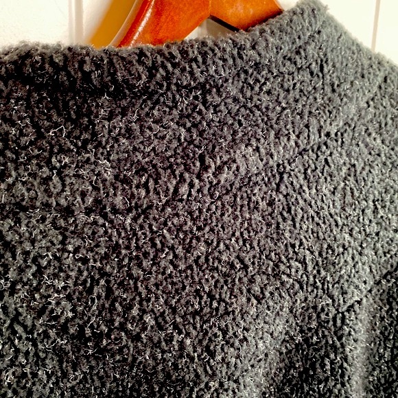 True Grit fuzzy Sherpa - Picture 6 of 6